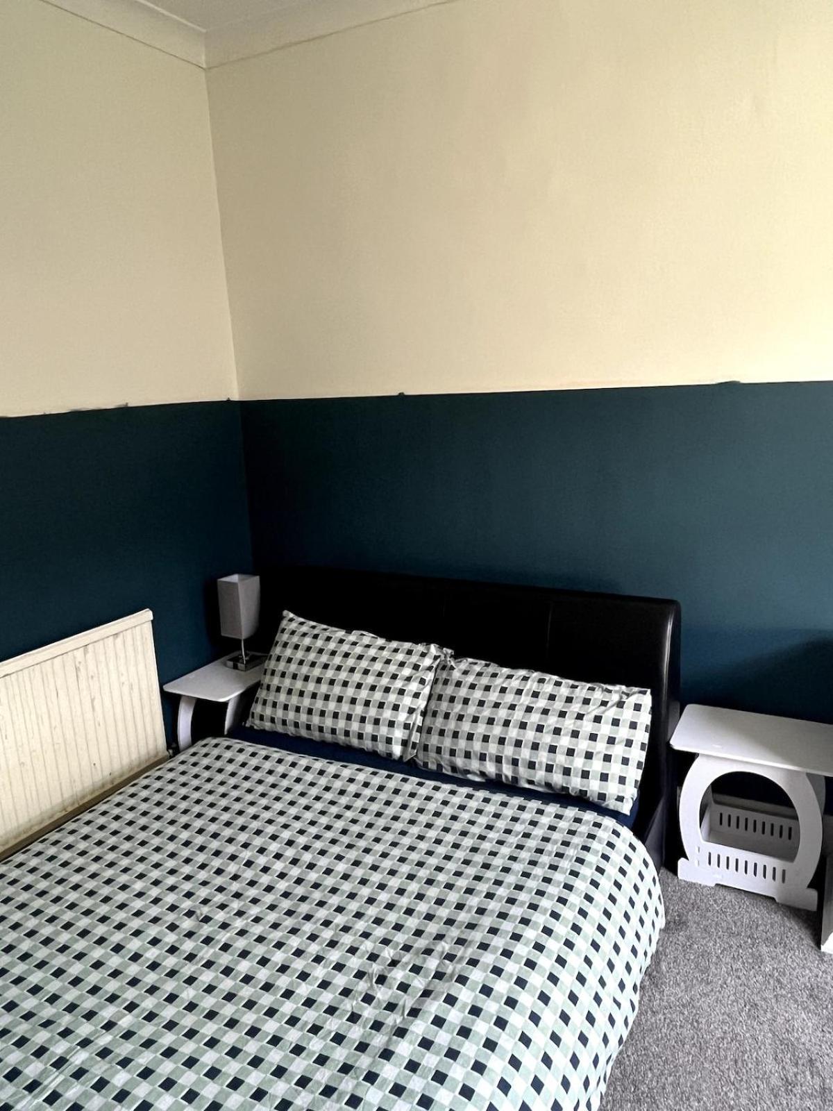 Double - Town & Nearby, 24h Bus, Airport-linked Hospedagem domiciliar *